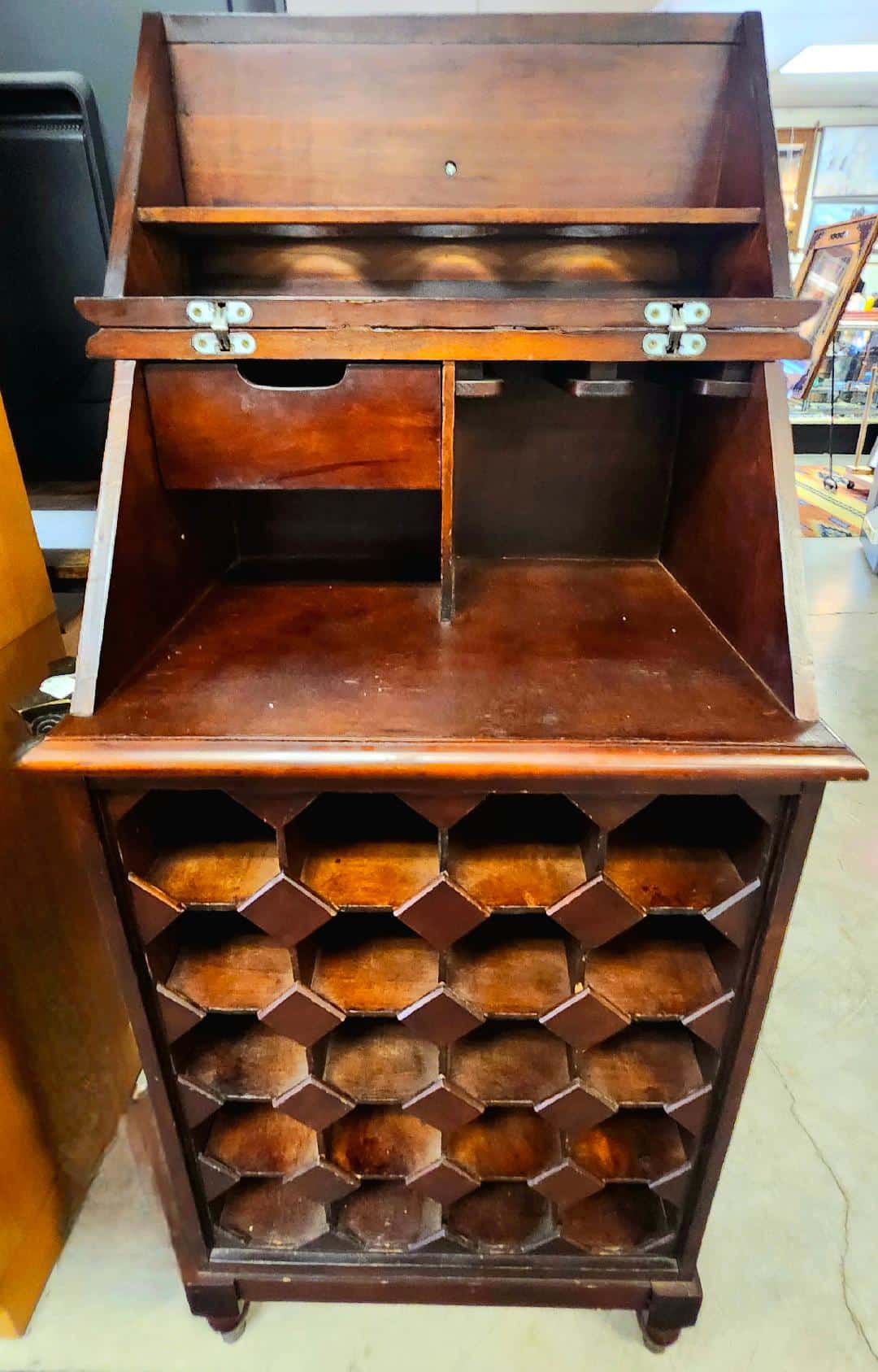 Wine Rack/Bar
