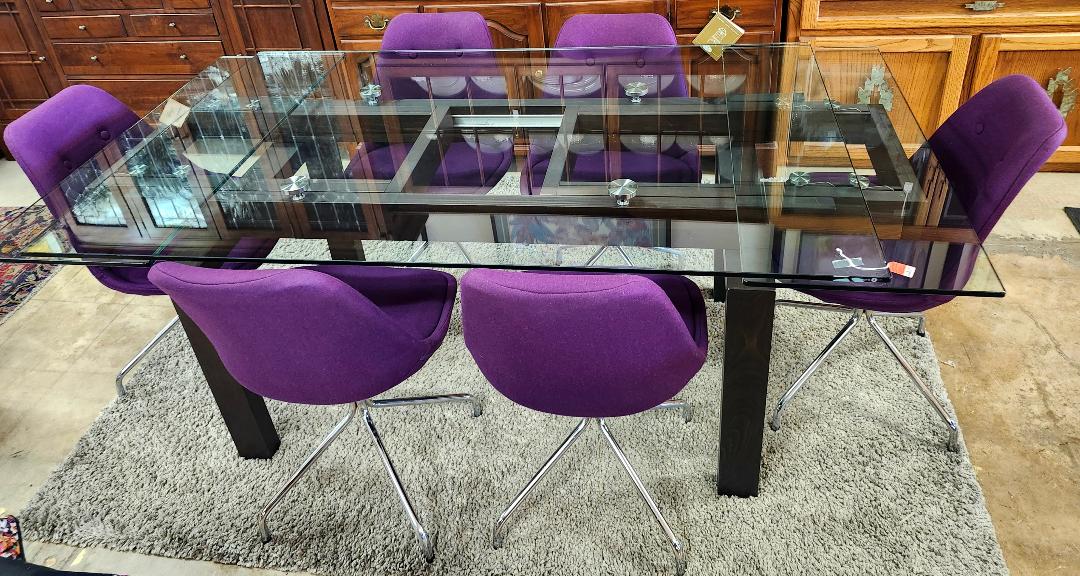 Copenhagen Expandable Dining Table w/ 6 Chairs
