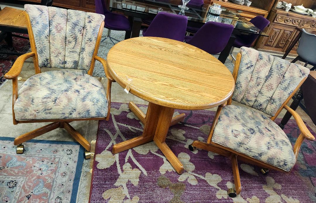 Small Dining Table w/ 2 Chairs