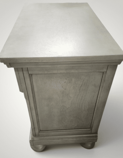 3-Drawer Nightstand