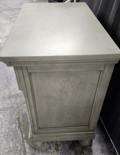 3-Drawer Nightstand