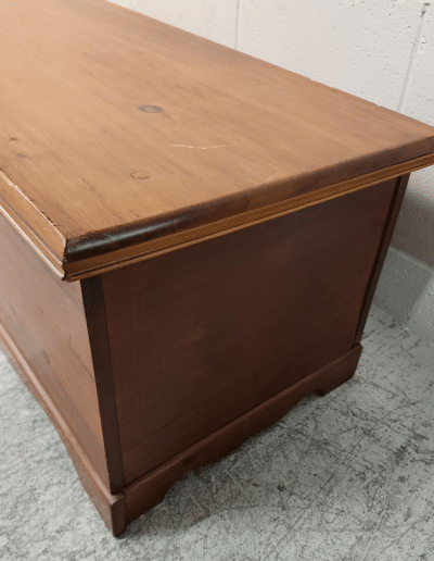 Vintage Richmond Cedar Works Solid White Cedar Storage Chest