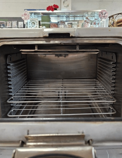 Westinghouse "Flavor Zone" Stove